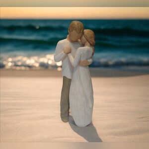 Willow Tree 2001 "Promise" Figurine